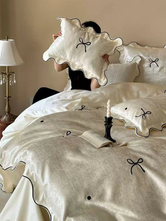 Ivory Ribbon Bow Scalloped Cotton Bedding Set