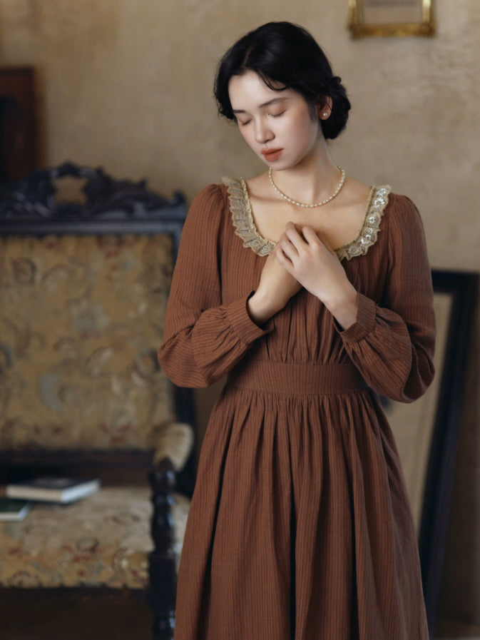 Autumn Manor Lace Maxi Dress