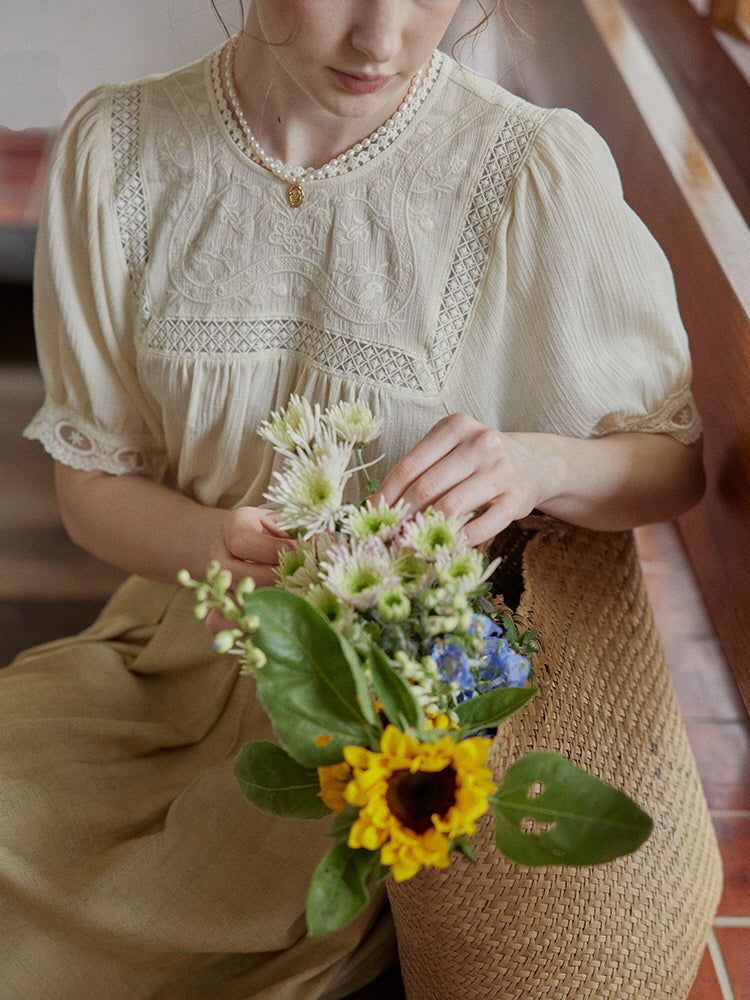 Delicate Floral Lace Trim Blouse