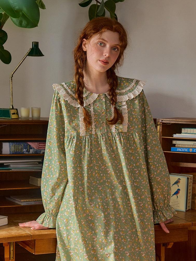 Vintage Floral Cottagecore Nightgown