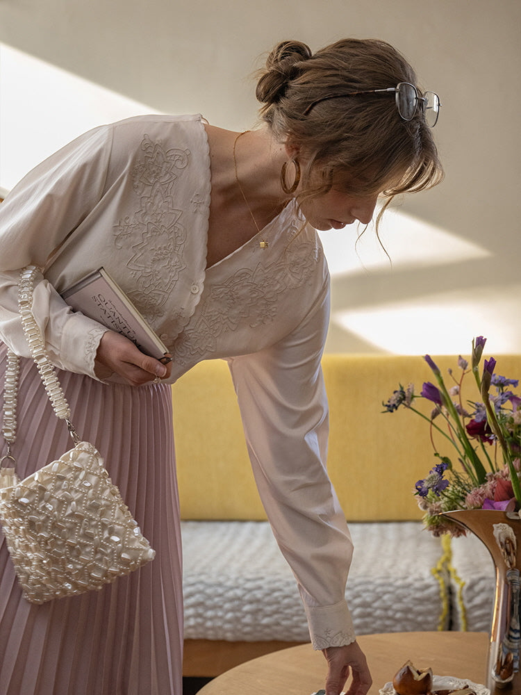 Scallop Embroidery Vintage Blouse