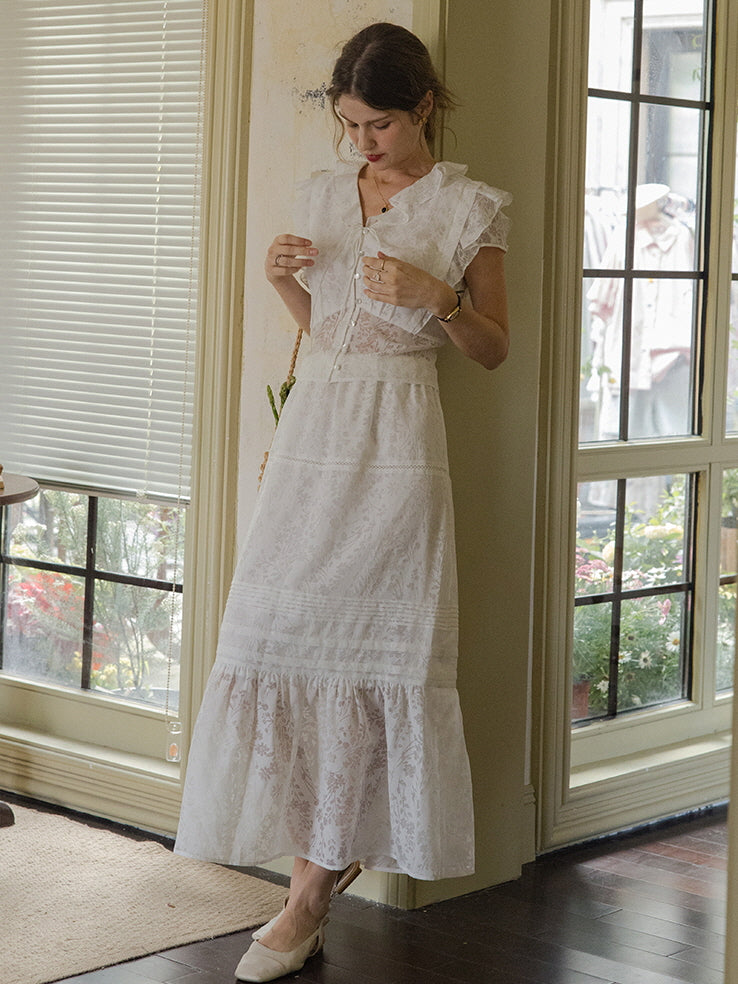 Amelila's Floral Breeze Blouse