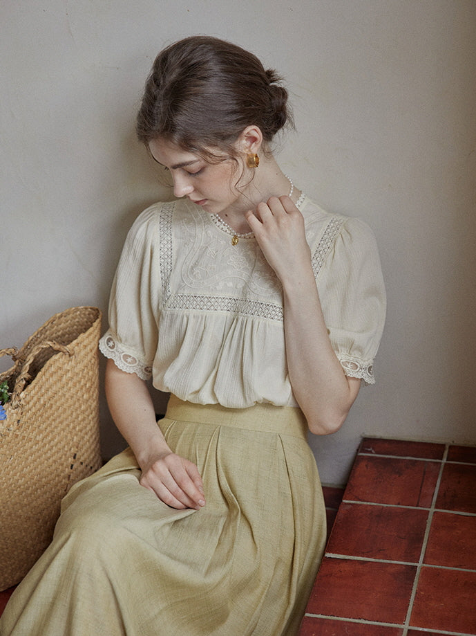 Delicate Floral Lace Trim Blouse