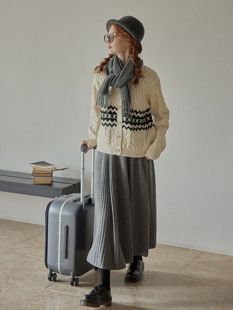 Geometric Pattern Vintage Cream Wool Cardigan