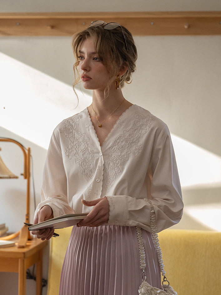 Scallop Embroidery Vintage Blouse