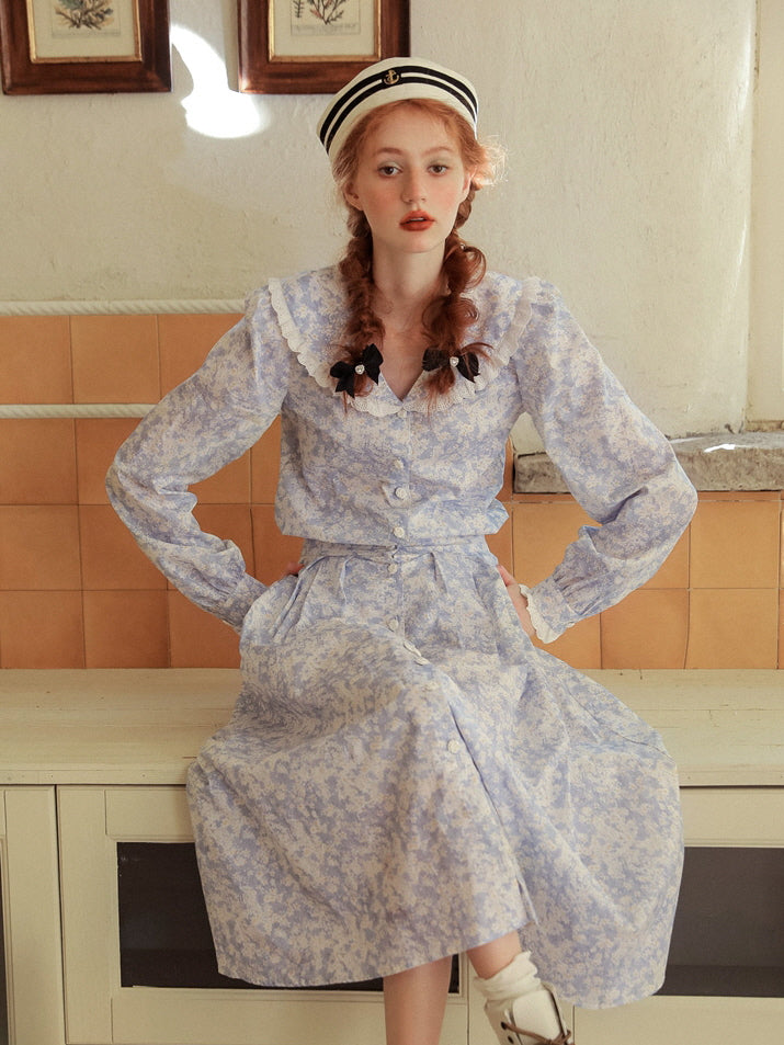 Vintage Blue Floral Lace Trim Blouse