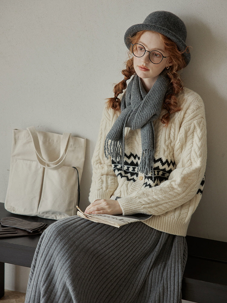 Geometric Pattern Vintage Cream Wool Cardigan