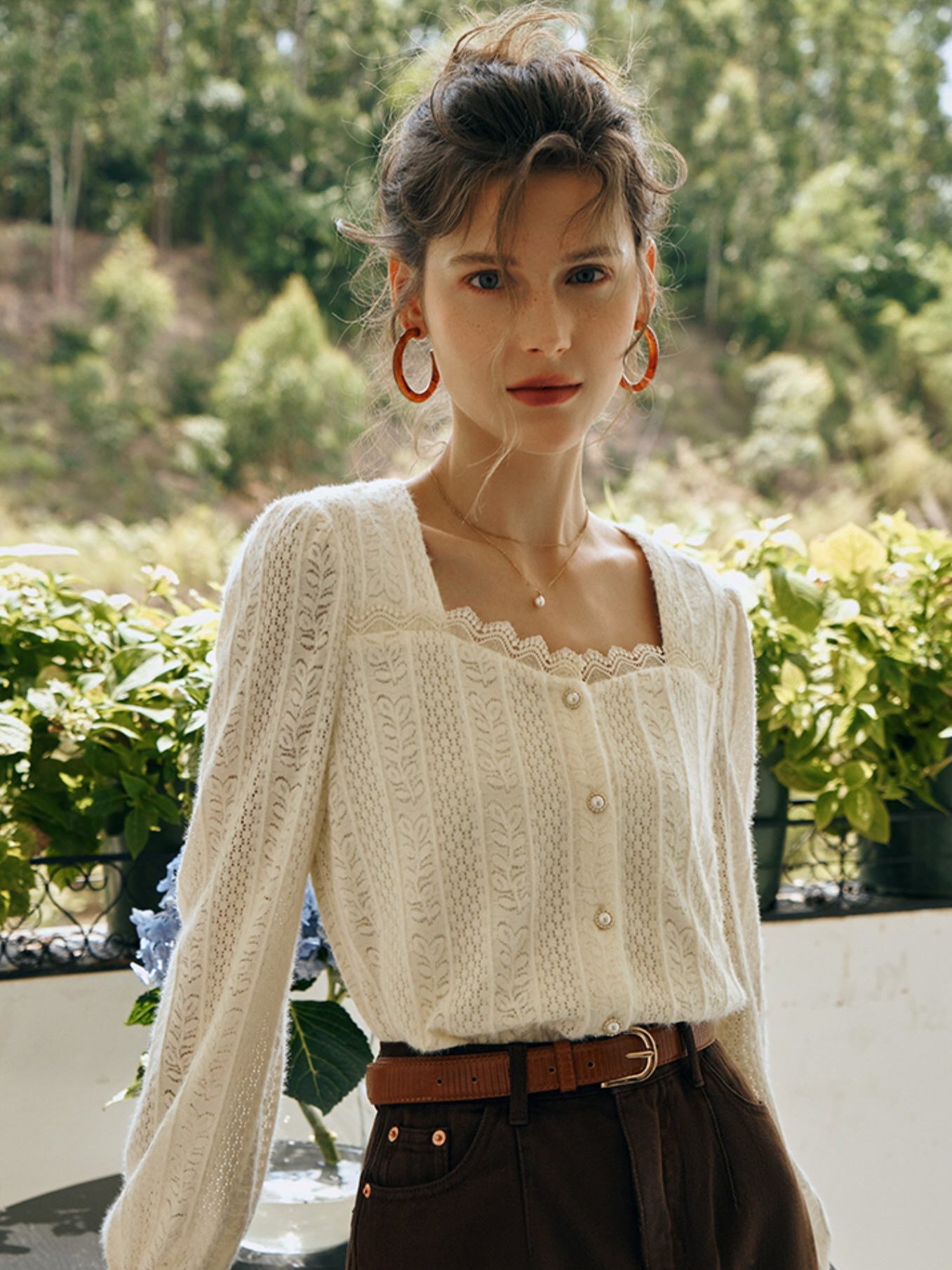 Romantic Pearl Button Knit Blouse