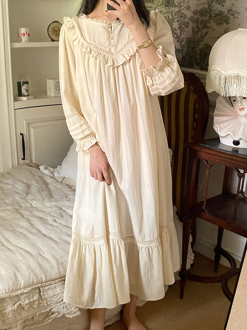 Victoria's Vintage Elegance Nightwear