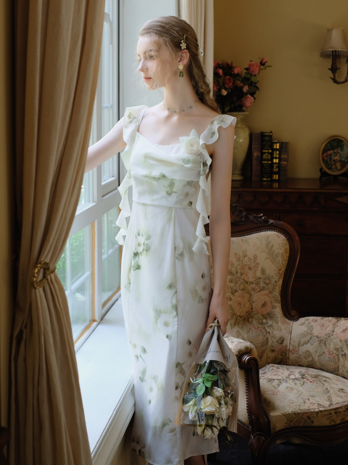 Fairy Whisper White Rose Dress
