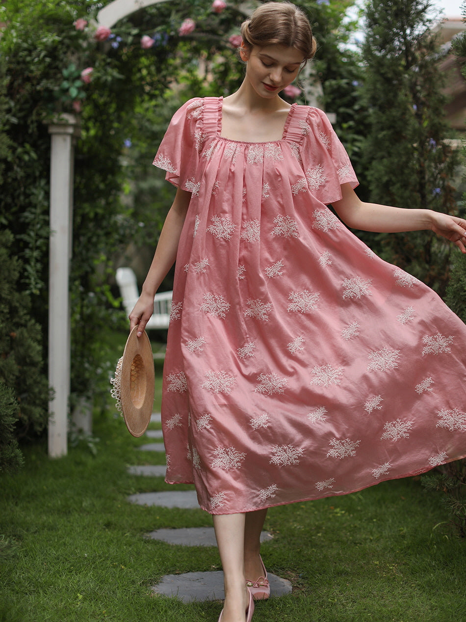 Clara's Retro Pink Elegance Dress