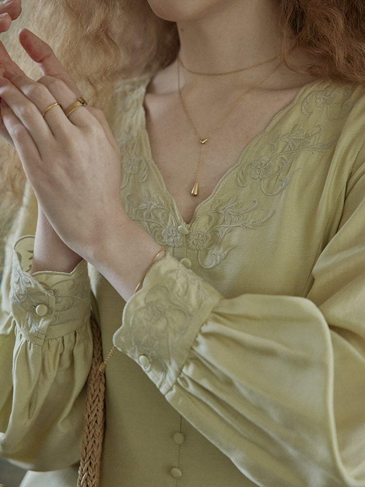 Vintage-Inspired Embroidered Buttoned Dress