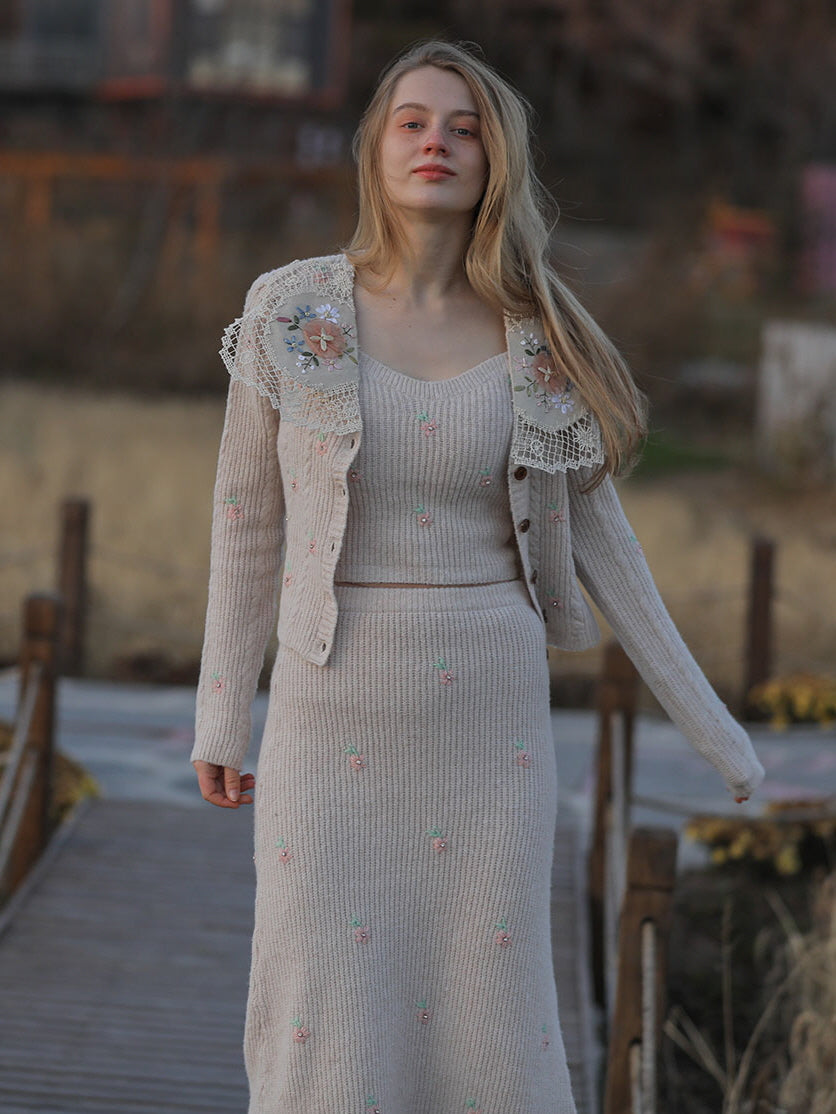 Vintage Bloom Embroidered Knit Cardigan