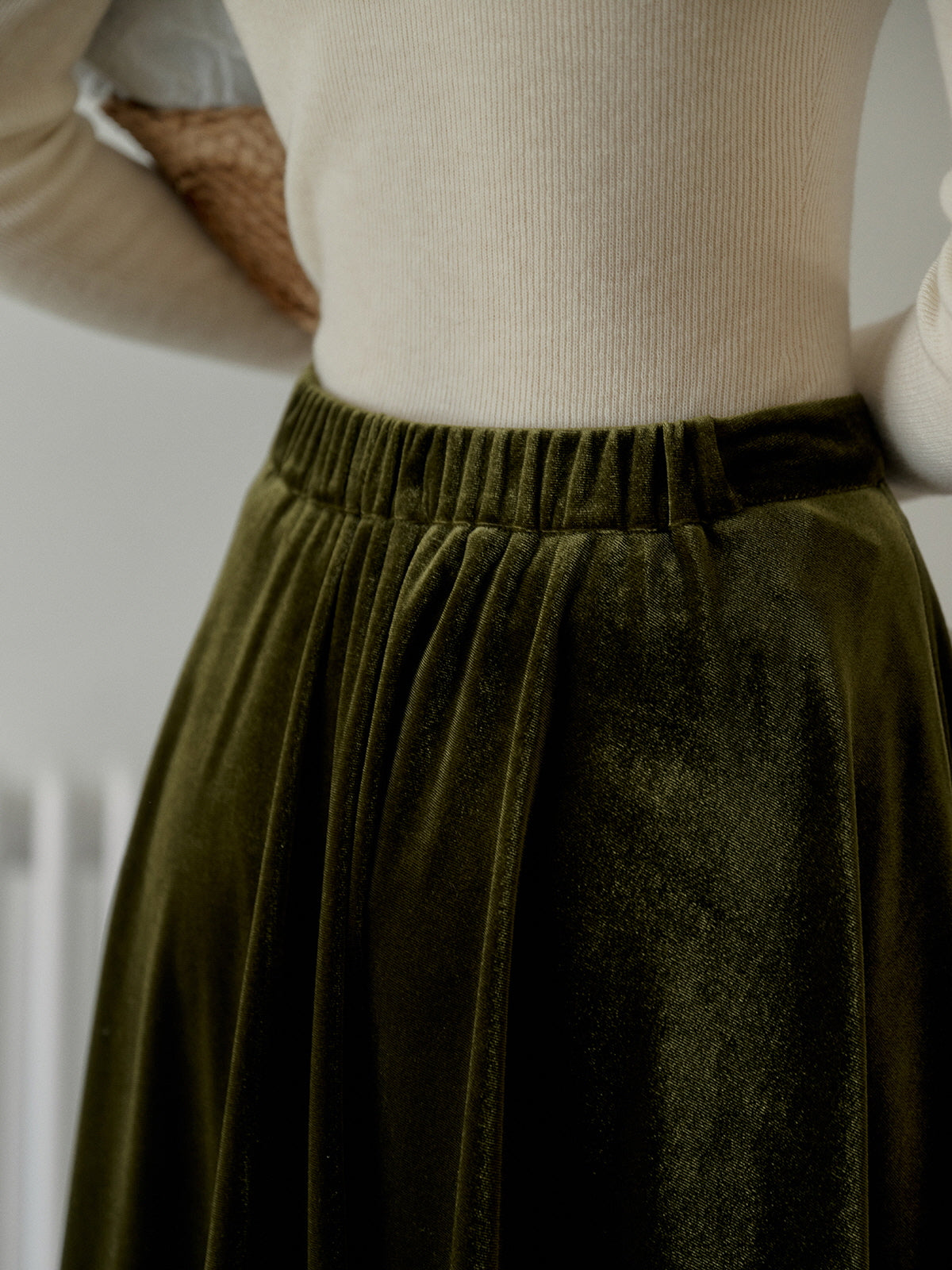 Elegant Green Velvet Flared Skirt