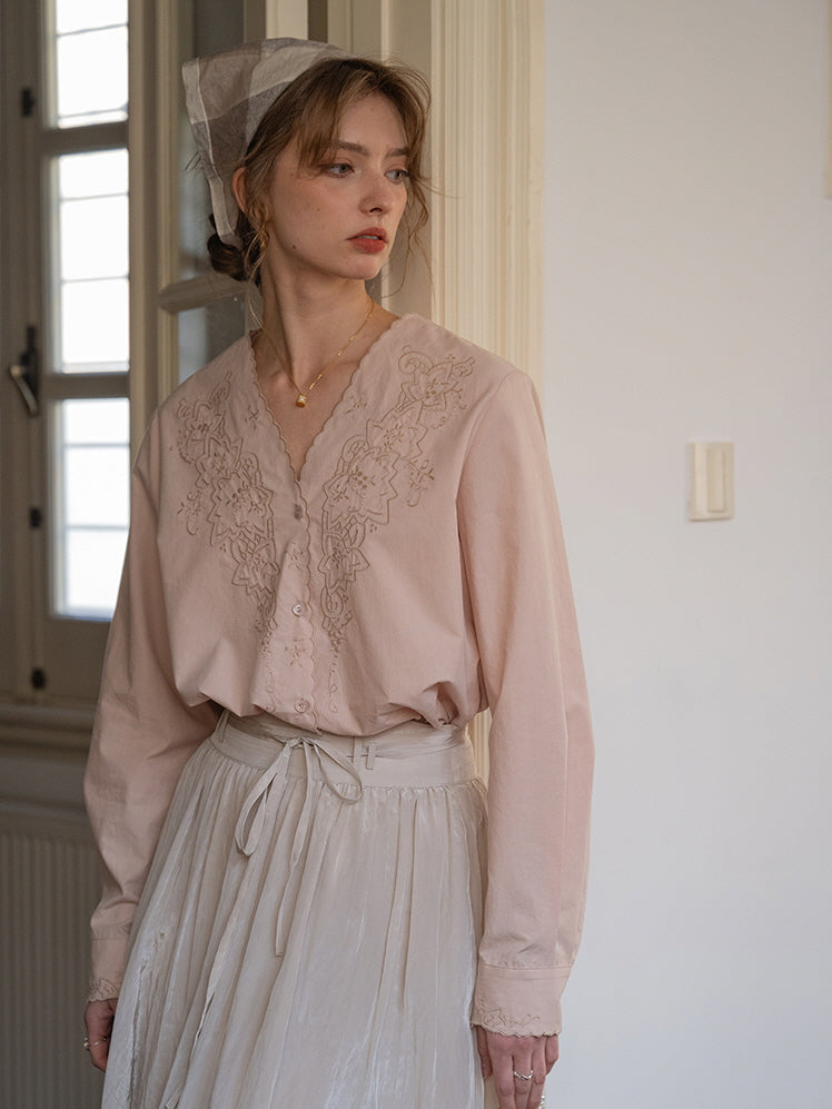 Scallop Embroidery Vintage Blouse