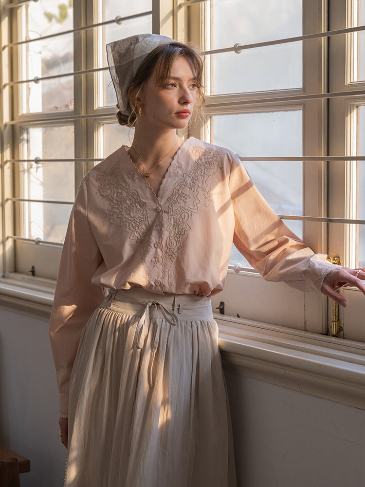Scallop Embroidery Vintage Blouse