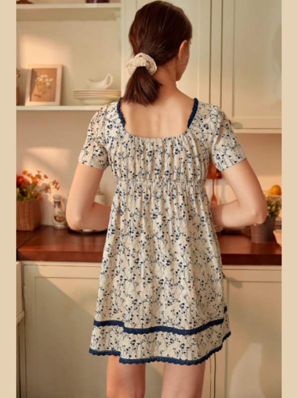 Vintage Floral Square Neck Nightdress