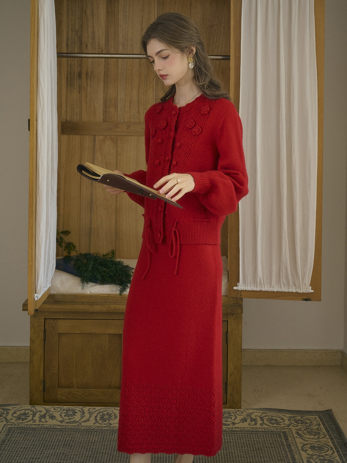 Cottage Lace Hem Knit Skirt