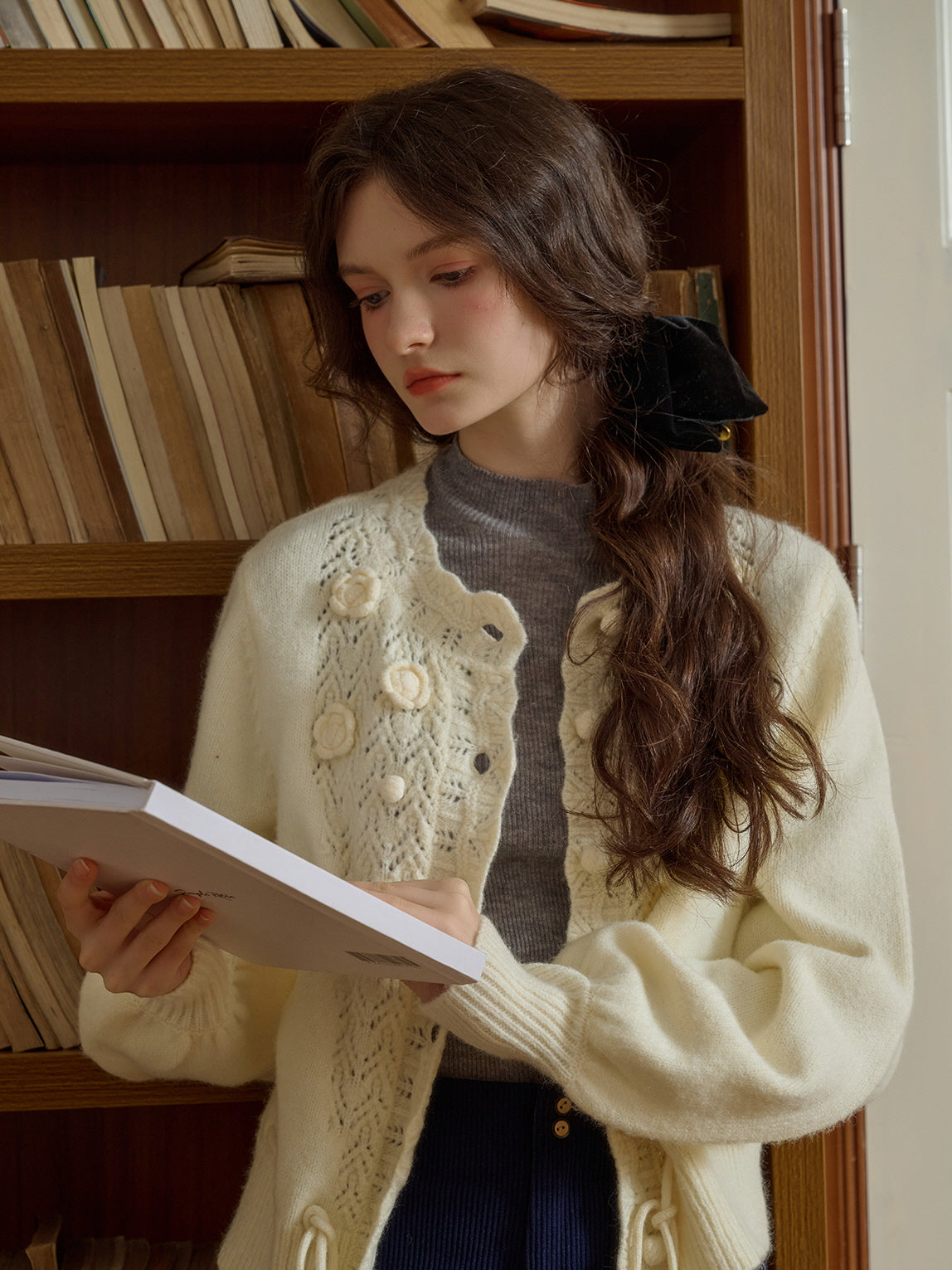 Rosette Bloom Knit Cardigan