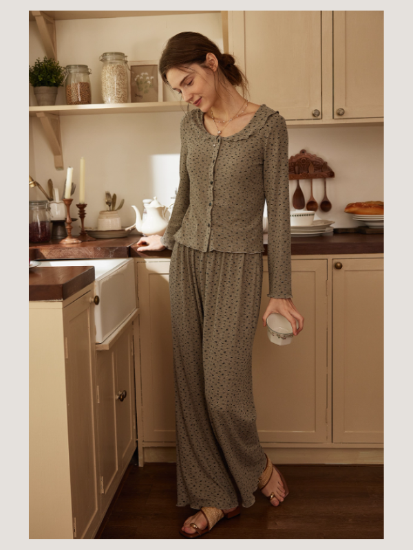 Vintage Olive Garden Soft Lounge Set