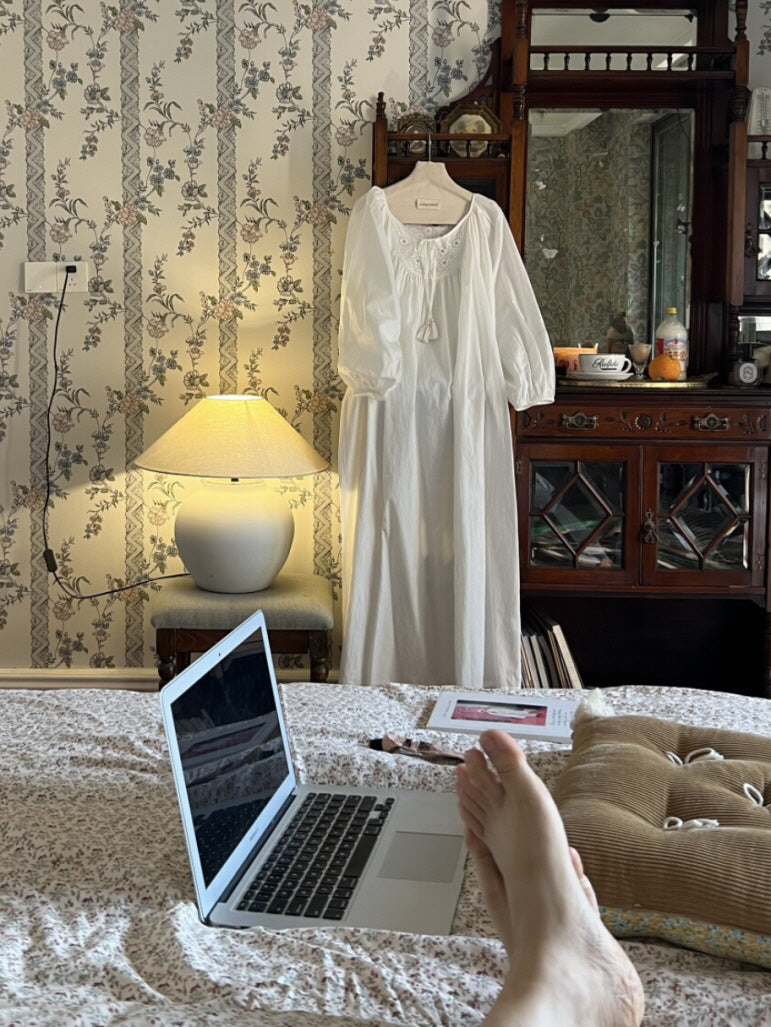 Blossom Embroidery White Cotton Nightgown