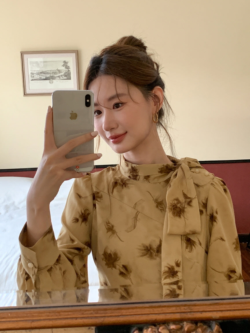 Vintage Floral Tie-Neck Dress