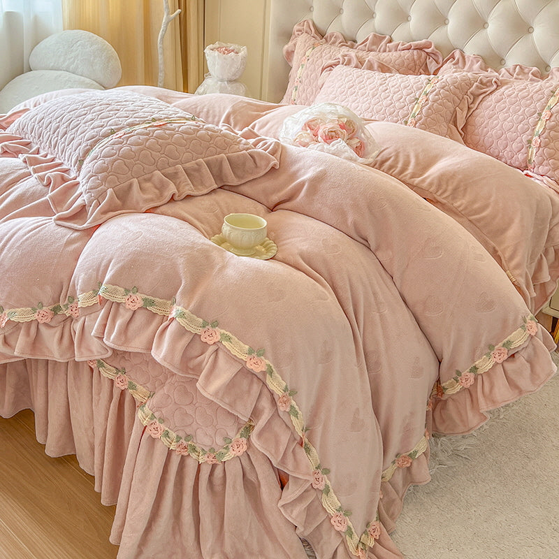 Princess Velvet Rose Ruffle Bedding Set