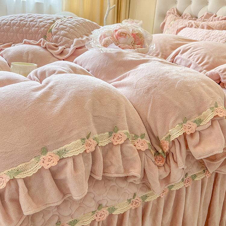 Princess Velvet Rose Ruffle Bedding Set