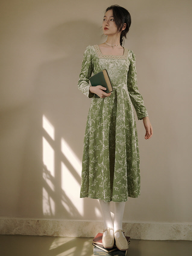 Vintage Green Velvet Embroidered Dress