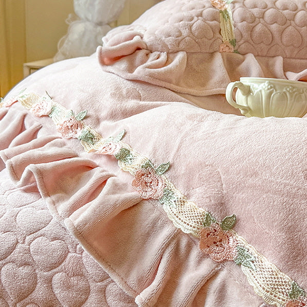 Princess Velvet Rose Ruffle Bedding Set