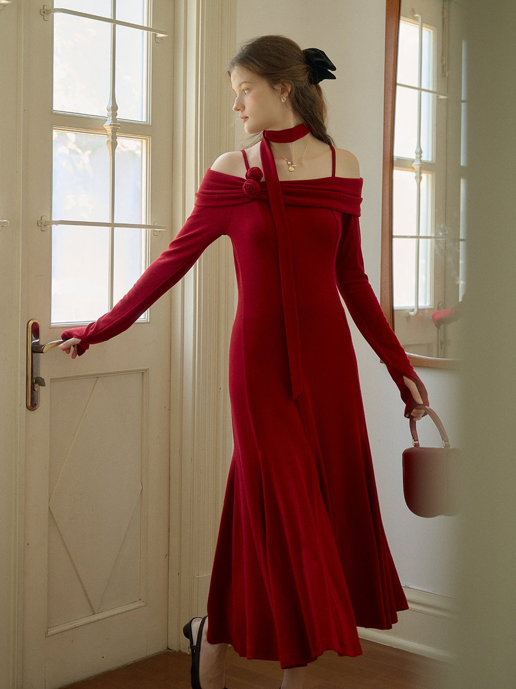 Elegant Off-Shoulder Red Maxi Dress