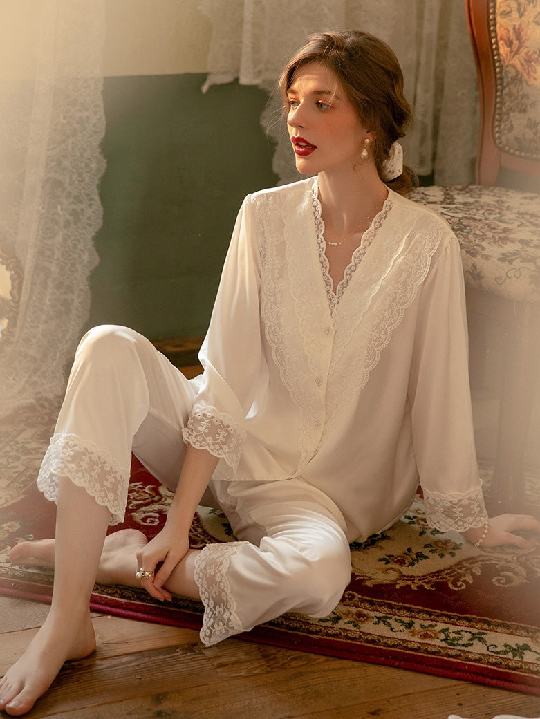 Vintage Elegance White Pajamas Set