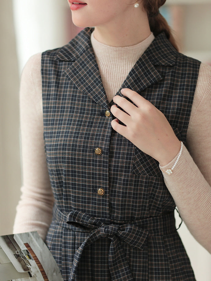 Plaid Vintage-Inspired Belted Dress