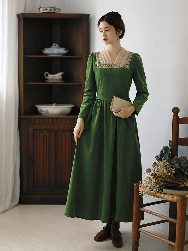 Emerald Garden Embroidered Collar Dress