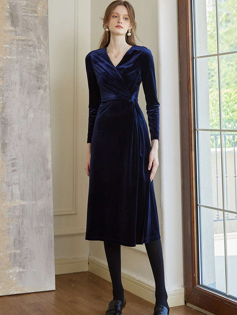 Midnight Elegance Velvet Wrap Dress