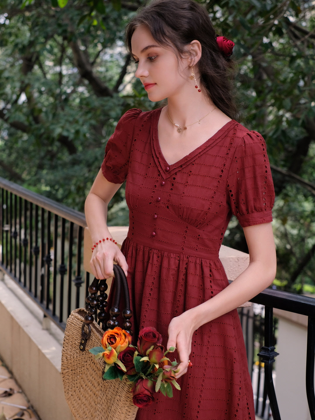 Vintage-Inspired Cotton Eyelet Dress