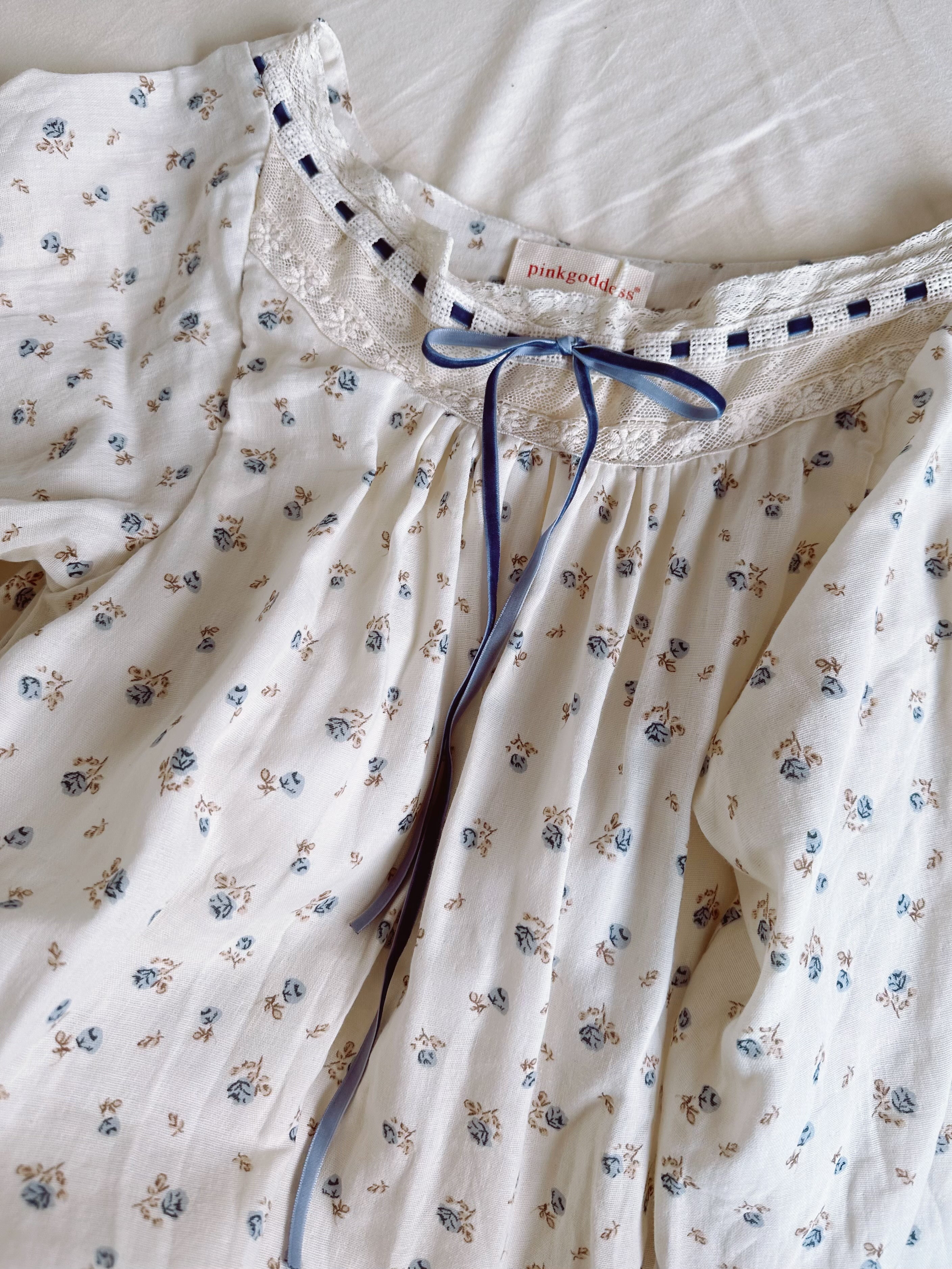 Vintage Garden Bloom Nightgown