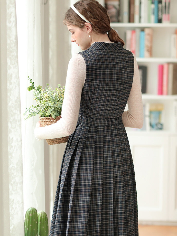 Plaid Vintage-Inspired Belted Dress