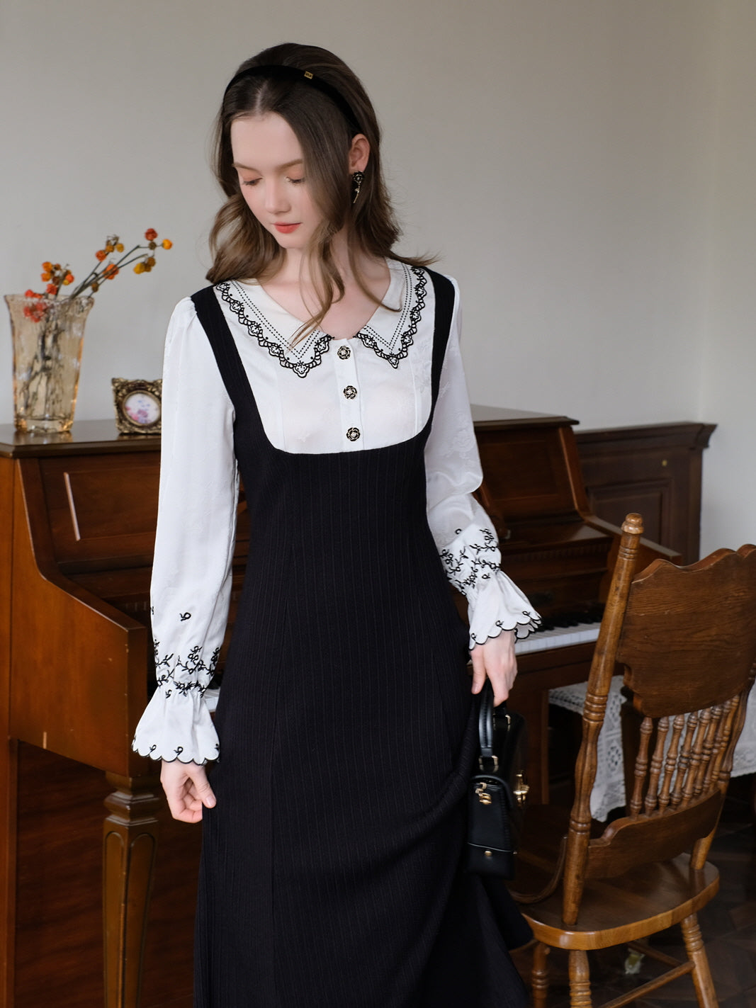 Elegant Embroidered Collar Knit Dress