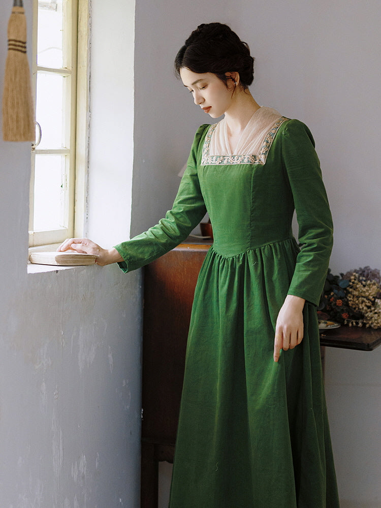 Emerald Garden Embroidered Collar Dress