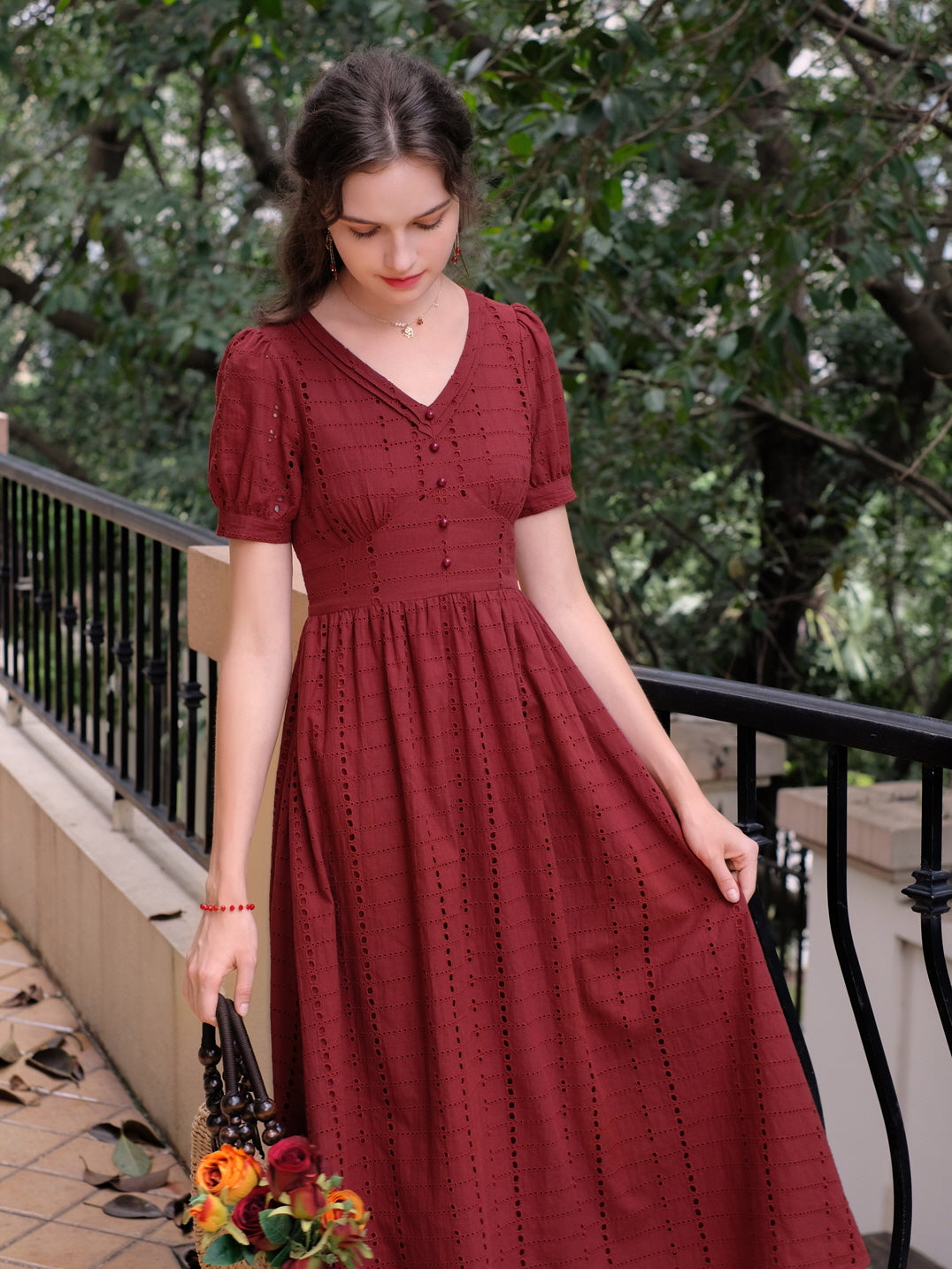 Vintage-Inspired Cotton Eyelet Dress