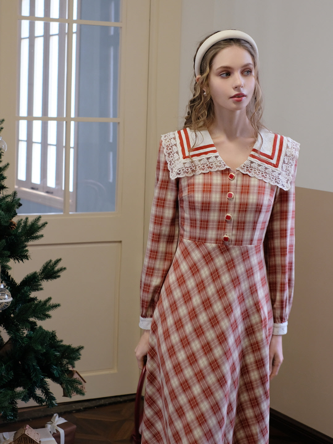 Vintage Red Checkered Lace Collar Dress