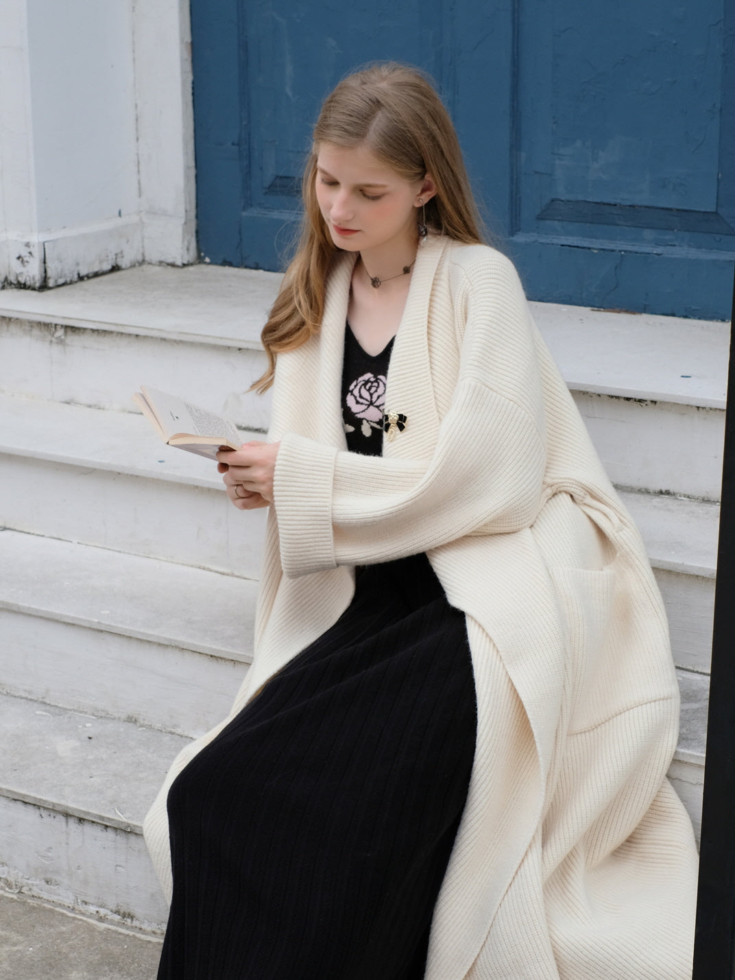 Elegant Draped Long Knit Coat