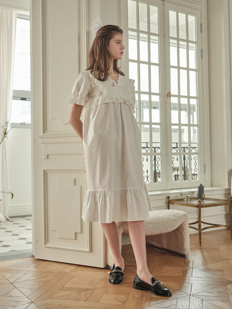 Madely White Cotton Nightwear