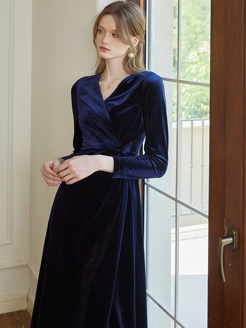 Midnight Elegance Velvet Wrap Dress