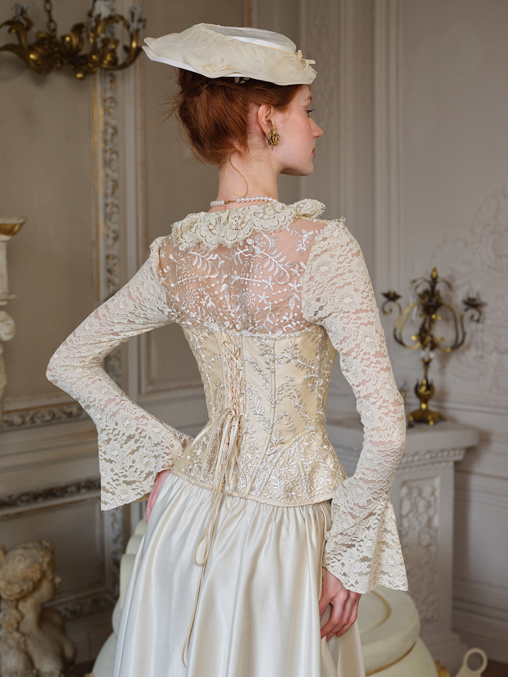 Elegant Vintage Lace-Up Corset Top