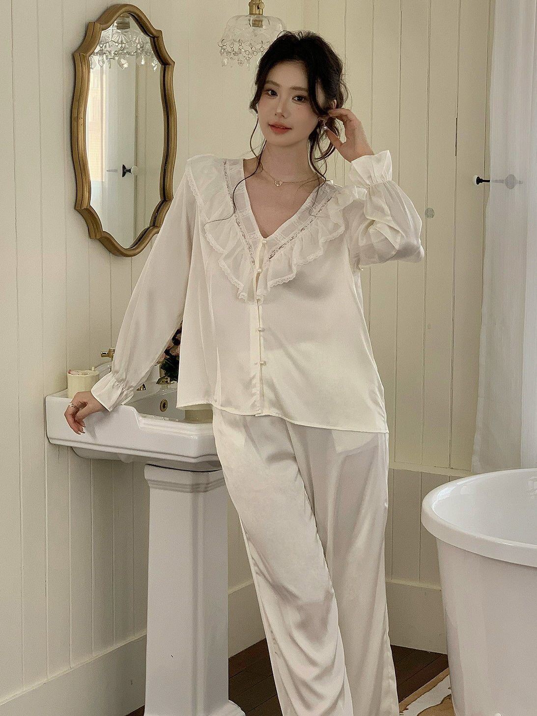 Vintage Ruffle Lace Cream Pajama Set