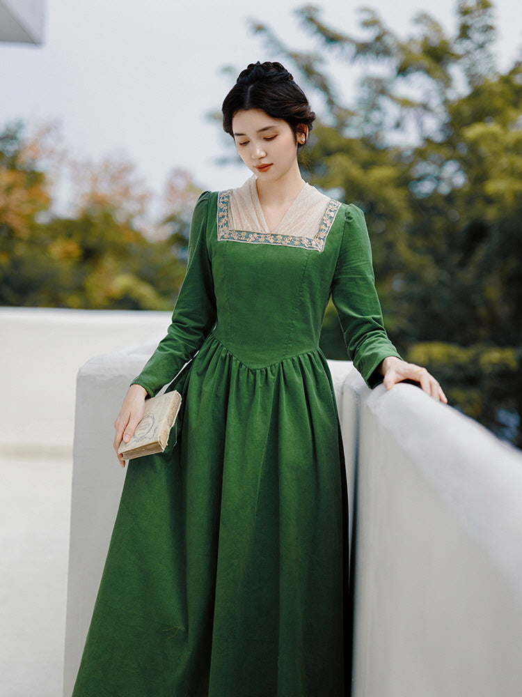 Emerald Garden Embroidered Collar Dress