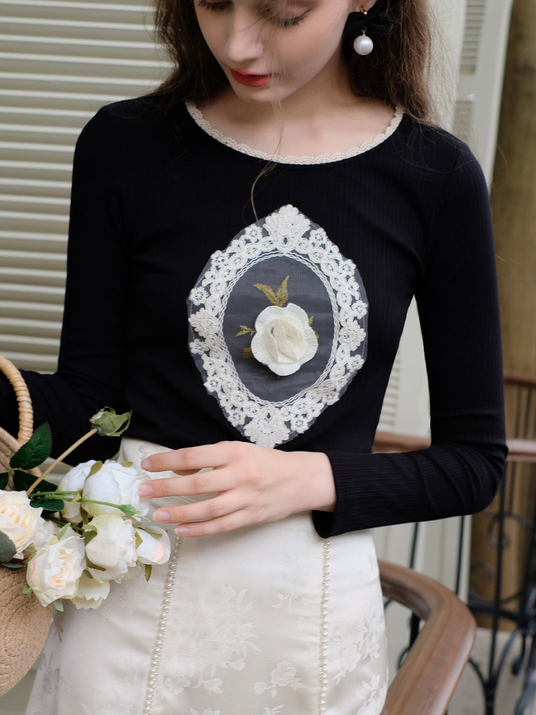 Black Rose Embroidered Vintage Knit Top