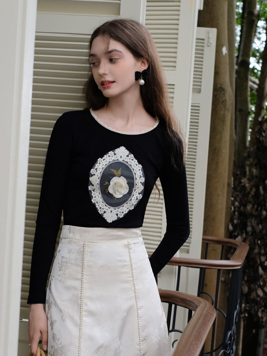 Black Rose Embroidered Vintage Knit Top